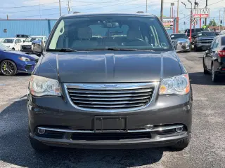 2012 Chrysler Town & Country