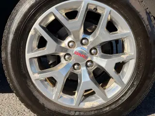 2020 GMC Yukon