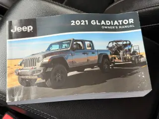 2021 Jeep Gladiator