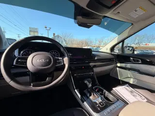 2024 Kia Carnival