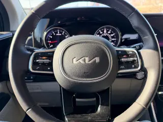 2024 Kia Carnival
