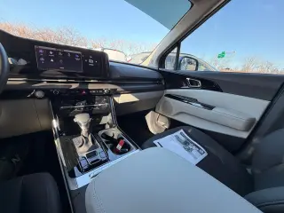 2024 Kia Carnival