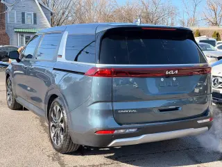 2024 Kia Carnival