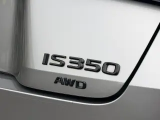 2023 Lexus IS