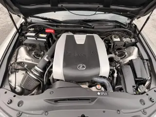 2023 Lexus IS
