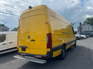 2021 Mercedes-Benz Sprinter Cargo Van