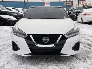2023 Nissan Maxima