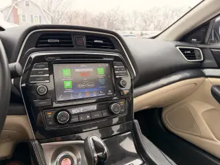2023 Nissan Maxima