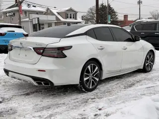 2023 Nissan Maxima