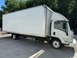 2017 Isuzu NRR DSL REG AT