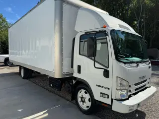 2017 Isuzu NRR DSL REG AT