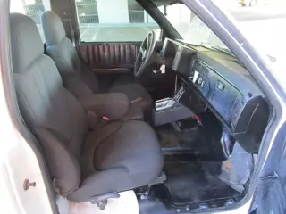 1993 CHEVROLET S10 REGULAR CAB