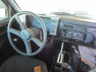 1993 CHEVROLET S10 REGULAR CAB