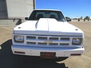 1993 CHEVROLET S10 REGULAR CAB