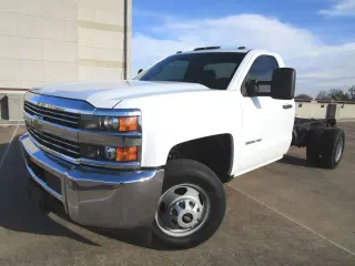 2015 CHEVROLET SILVERADO 3500 HD REGULAR CAB & CHASSIS