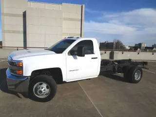 2015 CHEVROLET SILVERADO 3500 HD REGULAR CAB & CHASSIS