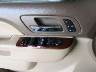 2013 CHEVROLET SUBURBAN 1500