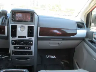 2009 CHRYSLER TOWN & COUNTRY