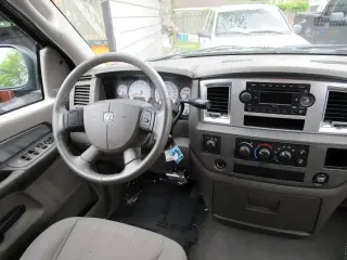 2008 DODGE RAM 1500 QUAD CAB
