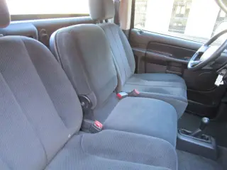 2004 DODGE RAM 1500 REGULAR CAB