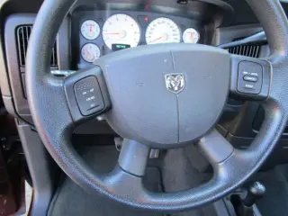 2004 DODGE RAM 1500 REGULAR CAB