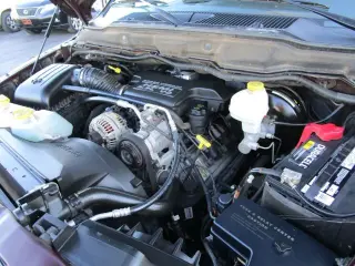 2004 DODGE RAM 1500 REGULAR CAB