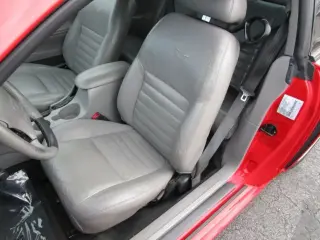 2004 FORD MUSTANG