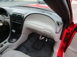 2004 FORD MUSTANG
