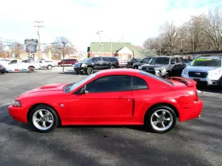 2004 FORD MUSTANG