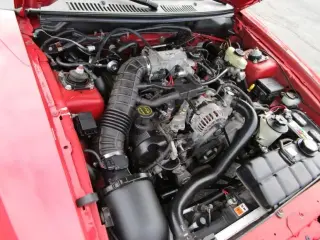 2004 FORD MUSTANG