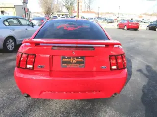 2004 FORD MUSTANG