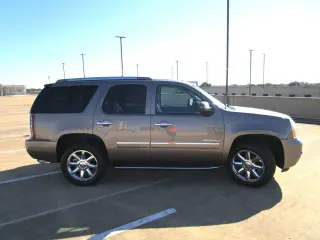 2013 GMC YUKON
