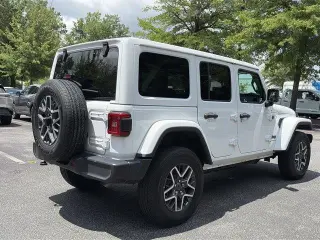 Jeep Wrangler 2025 4x4 Sahara 4dr SUV