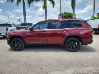 Jeep Grand Cherokee L 2023 4x2 Laredo X 4dr SUV