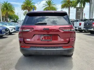 Jeep Grand Cherokee L 2023 4x2 Laredo X 4dr SUV