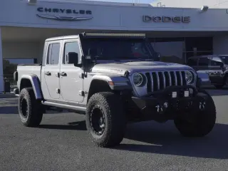 Jeep Gladiator 2020 4x4 Launch Edition 4dr Crew Cab 5.0 ft. SB
