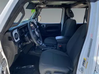 Jeep Wrangler 2025 4x4 Sport 4dr SUV