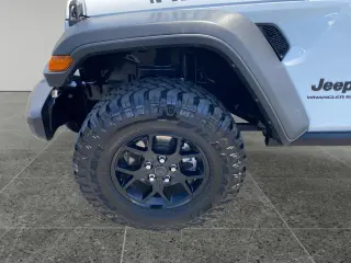 Jeep Wrangler 2025 4x4 Sport 4dr SUV