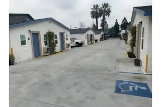 CUARTO DE RENTA EN RIALTO