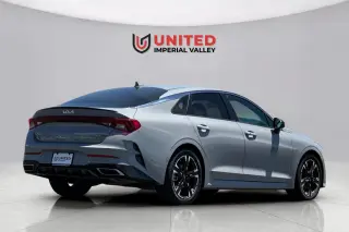2022 Kia K5