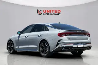 2022 Kia K5