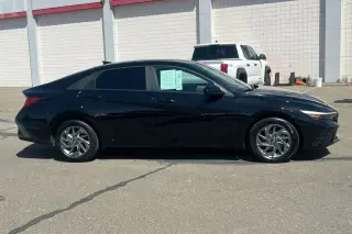 2024 Hyundai Elantra Hybrid