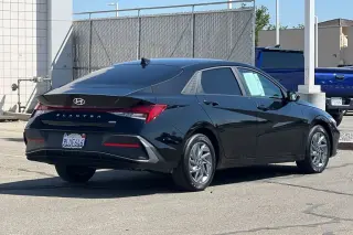 2024 Hyundai Elantra Hybrid
