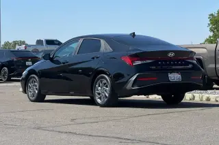 2024 Hyundai Elantra Hybrid