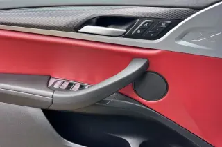 2023 BMW X4 xDrive30i