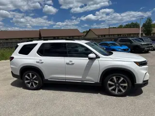 2025 Honda Pilot Elite