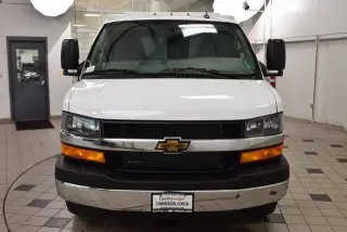 2025 Chevrolet Express Cutaway 3500