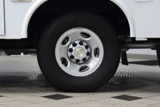 2025 Chevrolet Express Cutaway 3500