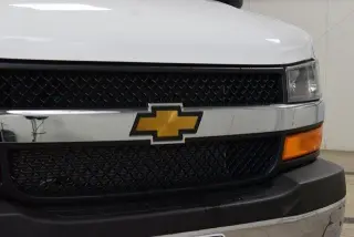 2025 Chevrolet Express Cutaway 3500