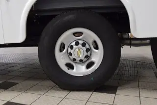 2025 Chevrolet Express Cutaway 3500